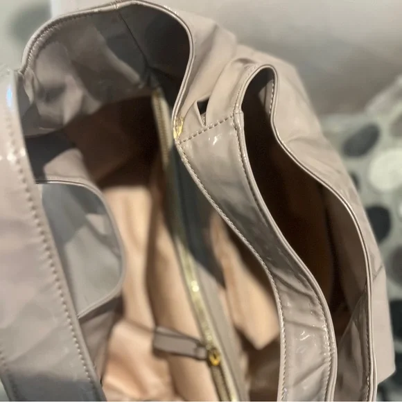 VALENTINO Nuage Patent Leather Bow Bag - Nude - Picture 5 of 6